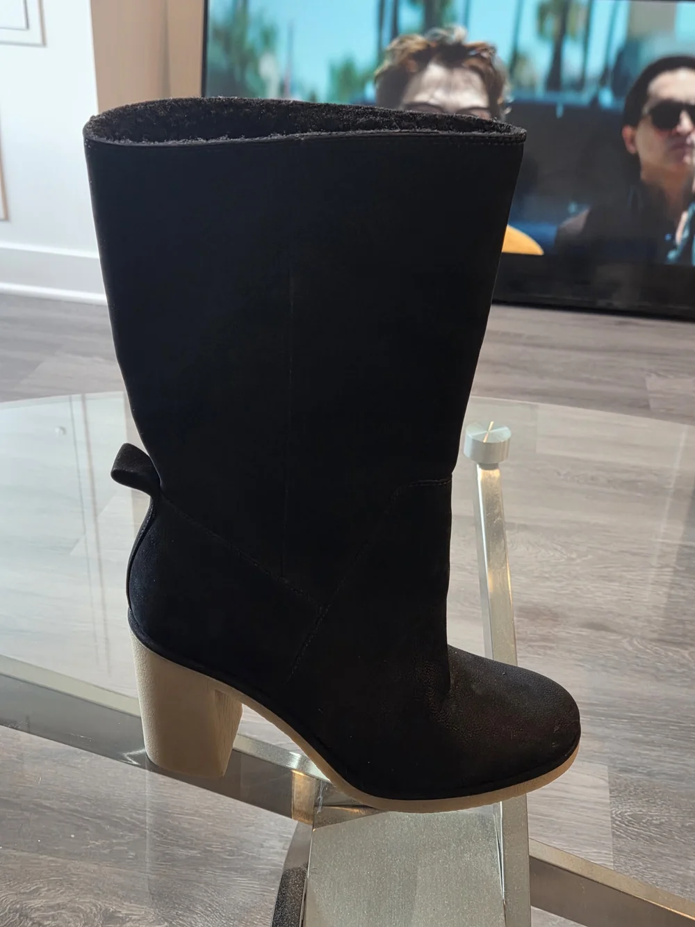 Dolce Vita Caddle Plush Heel Cozy Booties Black Nubuck Suede Womens Size 8
